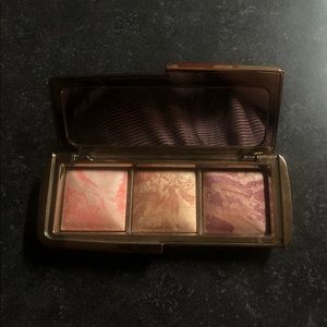 Hourglass Ambient Strobe Lighting Blush Palette